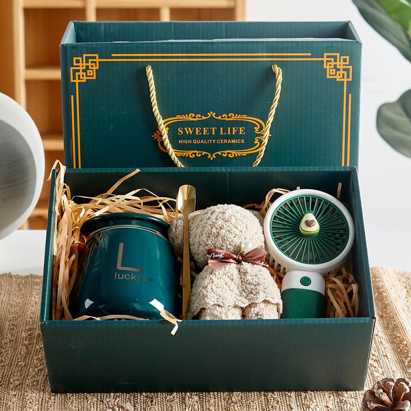New Innovations 2025 Practical Delicate Birthday Souvenirs Mug with Fan Customised Gift Set for Guests Festival Mug Gift Set