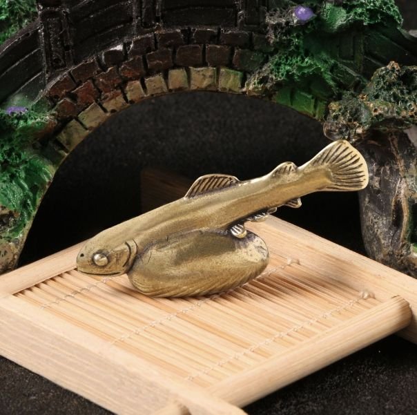 Antique Brass Hidden Stone Fish Statue Simulation Fish Toy Creative Solid Brass Crafts Collection