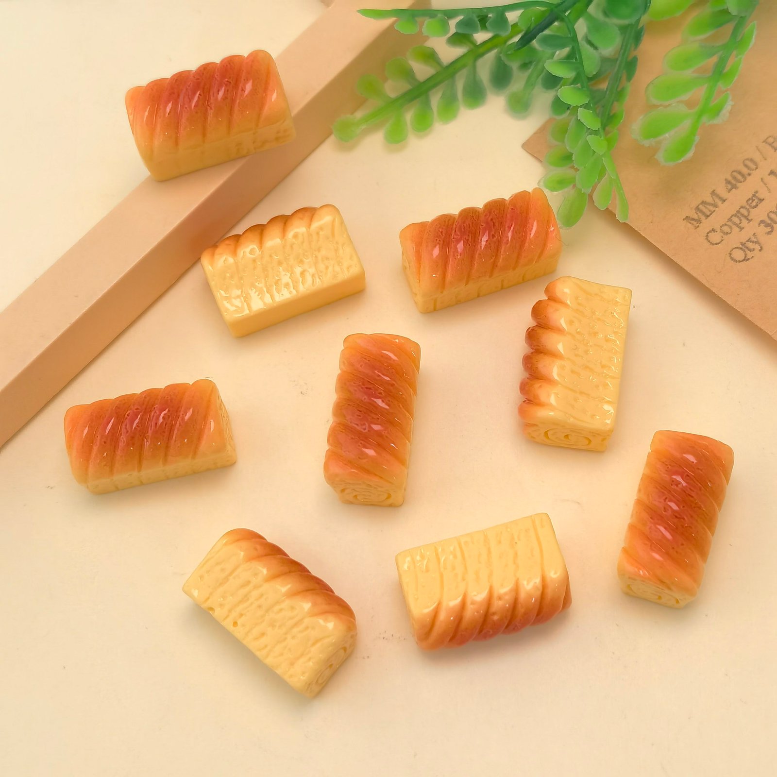 100Pcs Kawaii Bread Cake Resin Cabochons Scrapbooking Crafts Phone Decoration DIY Simulation Food Play Doll House Accessories