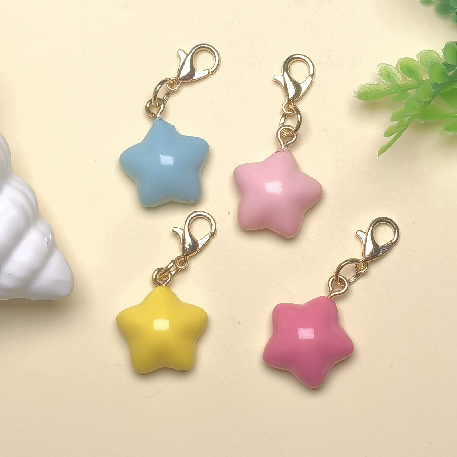 Creative DIY Accessories Cute Star Keychain Phone Chains Plastic Colorful Mini Stars Pendant Keychain Accessories