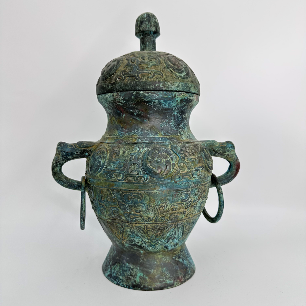 Highly Valued Antique Chinese Bronze Pot Panchi Pattern Metal Craft with Exceptional Historical and Cultural Artistic Values