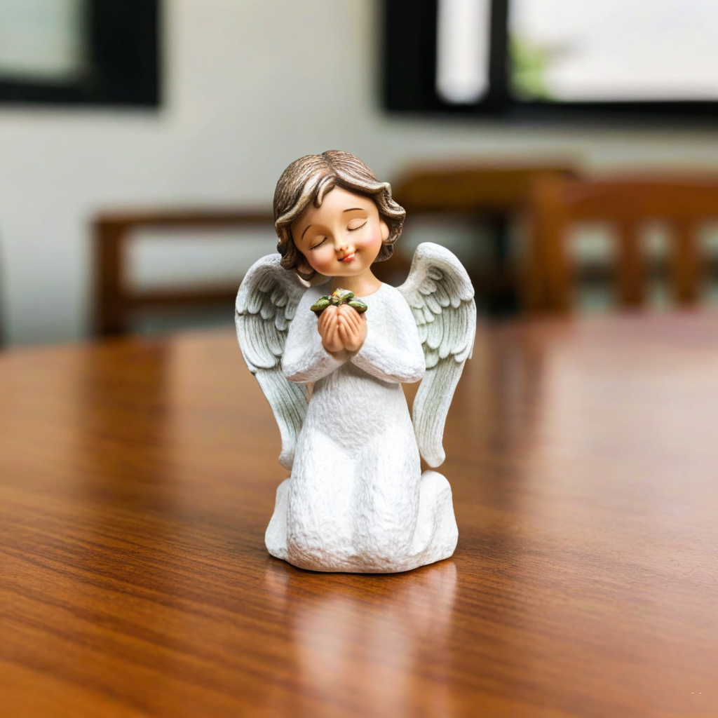 New Design Resin Crafts Angel Girl Statue Holds the Star With Led Lights Home Decor Figurine Custom