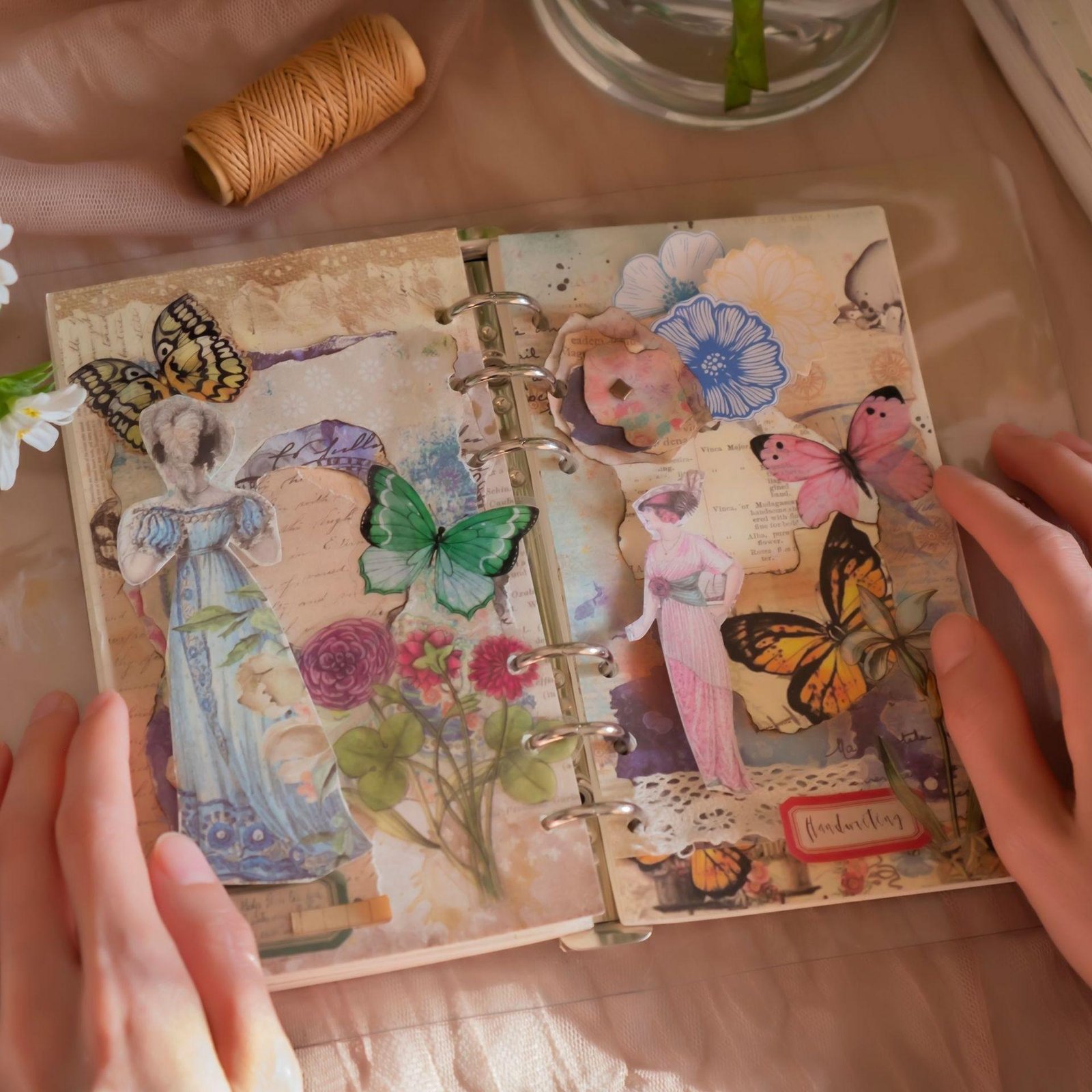 100 Pcs Vintage DIY Material Paper Retro Decorative Scrapbook Paper Antique Aesthetic Paper Art Craft Diary Junk Journal