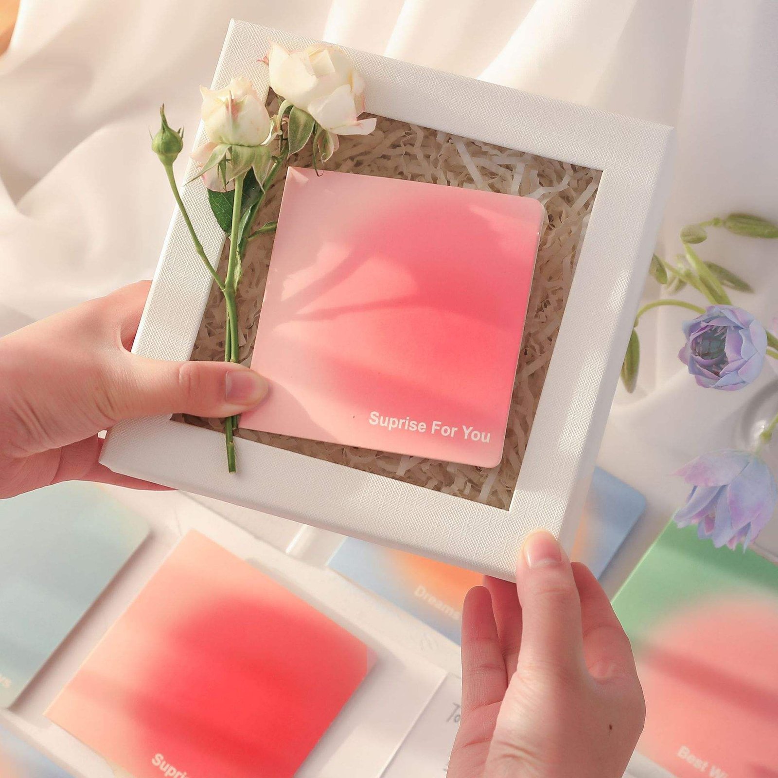 Custom Design Color Velvet Art Paper Hot Stamped Elegant Wedding Invitations