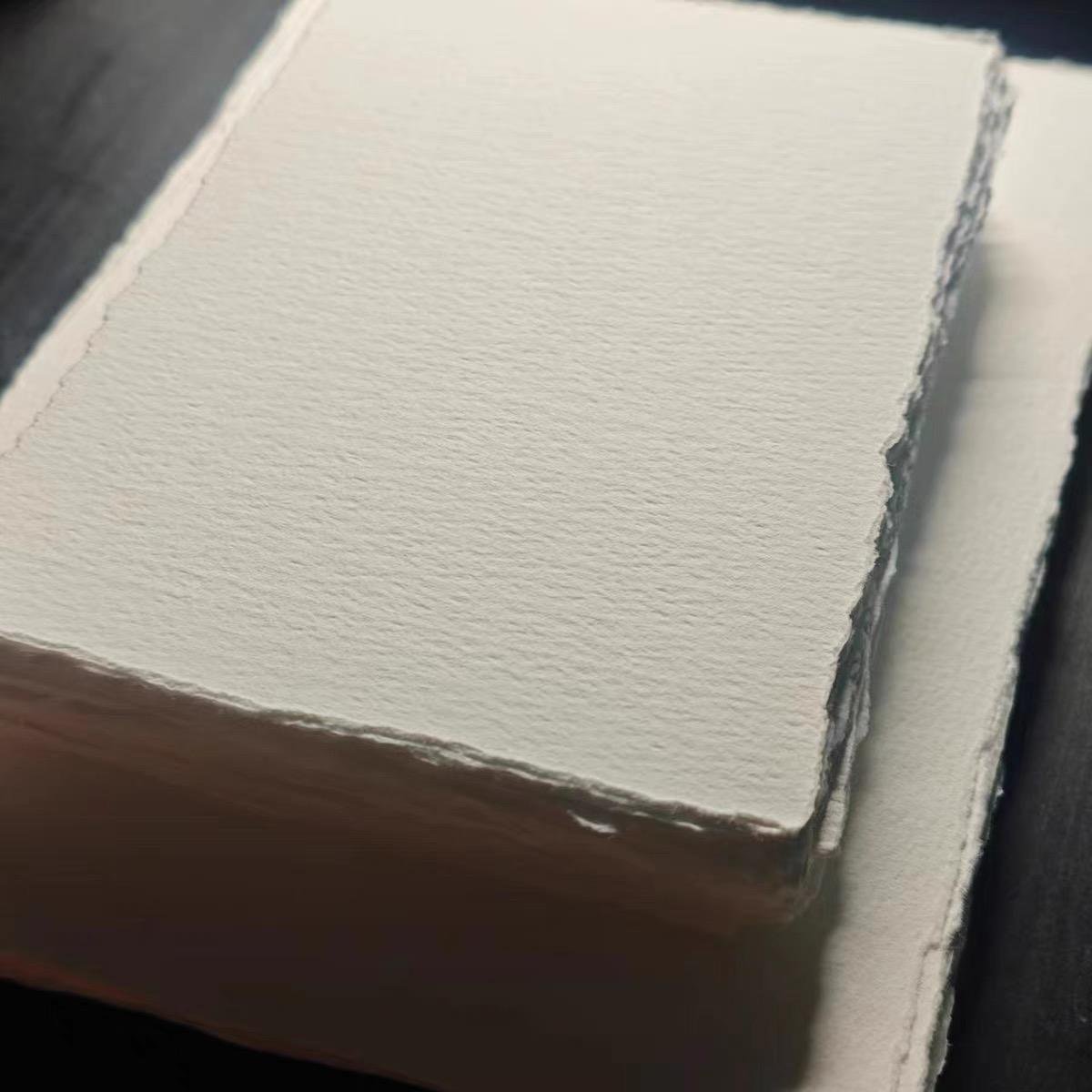 Custom Handmade Biodegradable Tag Pulp Plantable Seed Paper Recyclable Embossed Logo Business Cards Craft Paper Screen Printing