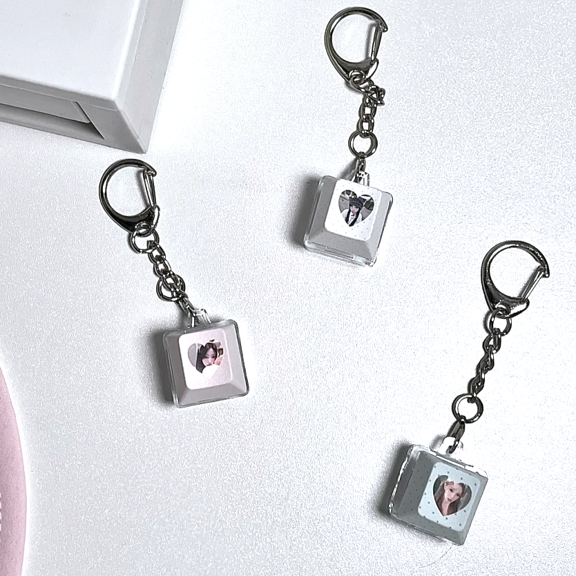Mechanical Stress Relief Plastic Square Keyboard Anime Cartoon Keychain Keycap Switches Key Clasp Finger Keyring