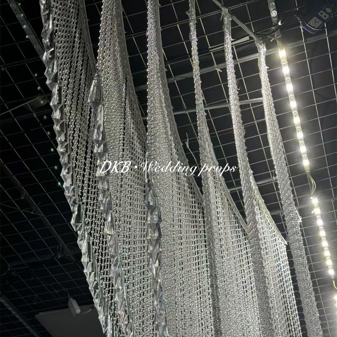 New Arrivals Elegant Modern Wedding Ceiling Decoration Acrylic Bead LED Curtain with Wave Design for Event Decoration