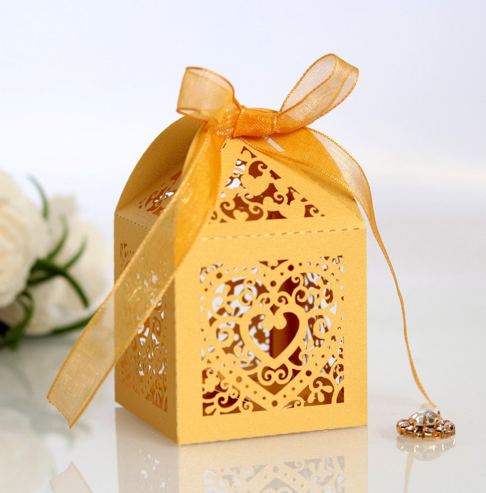 Wholesale Custom Gift Paper Laser Cutting Hollow Craft Packaging Candy Folding Box Paper, Wedding Celebration Baptism