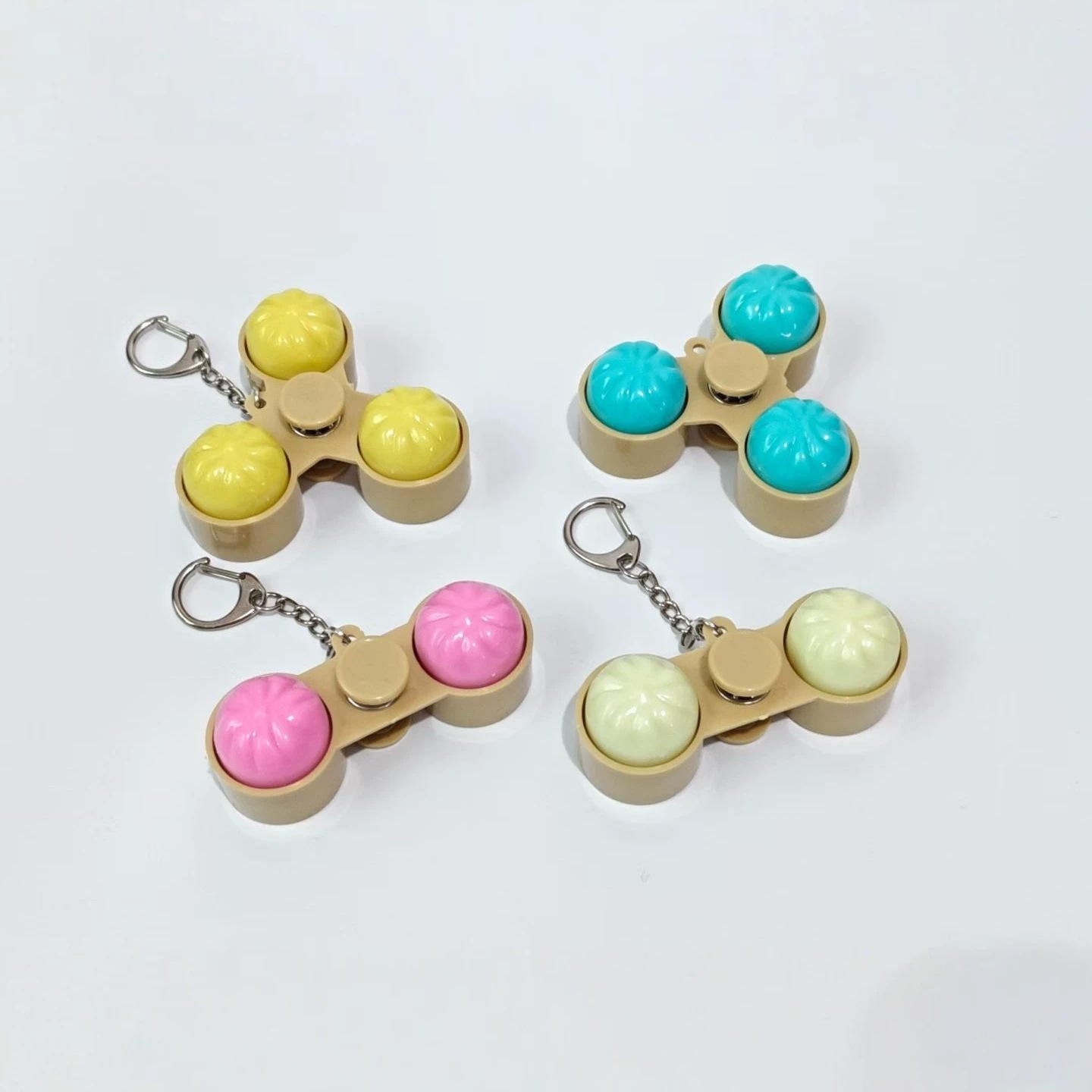 Cute LED Light Steamed Bun Keychain, Plastic Key Ring with Button, Creative Stress Relief Toy Key Chain for Bag Purse Decoration