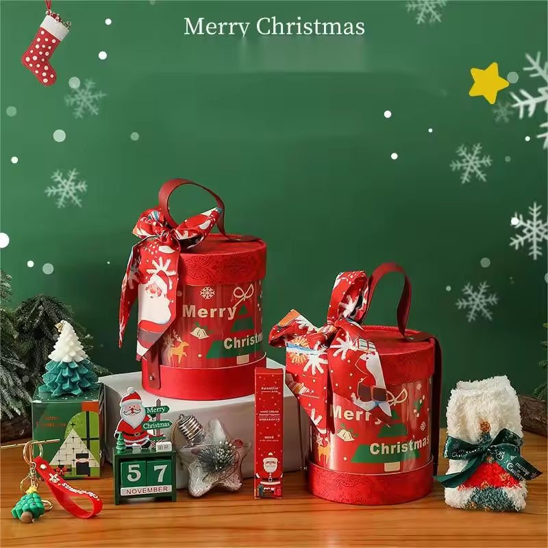 OEM Custom Design Christmas Gift Luxury Round Box Mug Ornaments Christmas Party New Year Gift Set