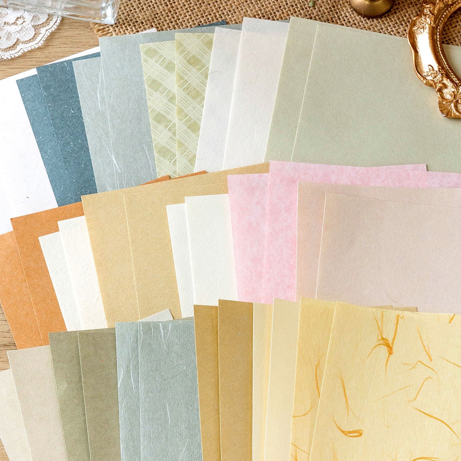 40pcs Kawaii Flower Texture Craft Paper Label Deco Sticker for Stationery Scrapbooking Card DIY Retro Background Materials Paper