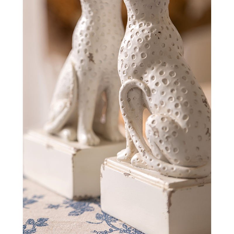 Creative Retro Statues Ornaments Resin Decoration Crafts Sculpture Modern Art Desk Accessories