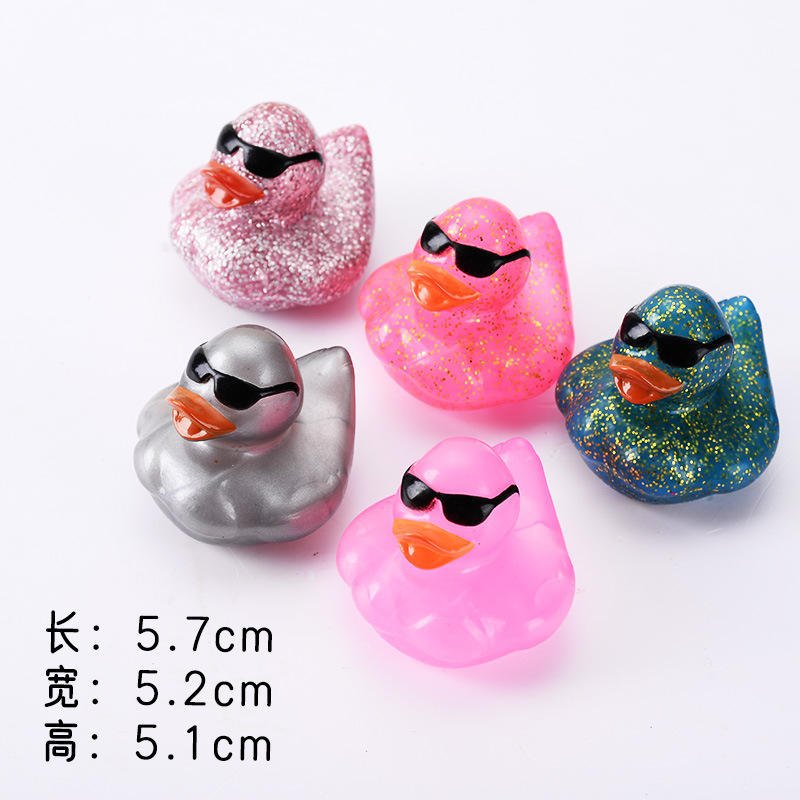 Wholesale Promotional Festival Gift Plastic Rubber Ducky Stylish Vinyl Bulk Bath Duck Bath Toys Assorted Rubber Duck for Kids