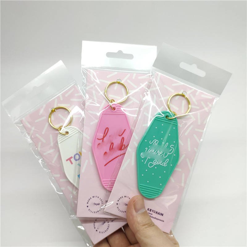 Wholesale Blank Motel Hotel Plastic Key Chain Custom Glitter Fashion Cute Plastic Keychain