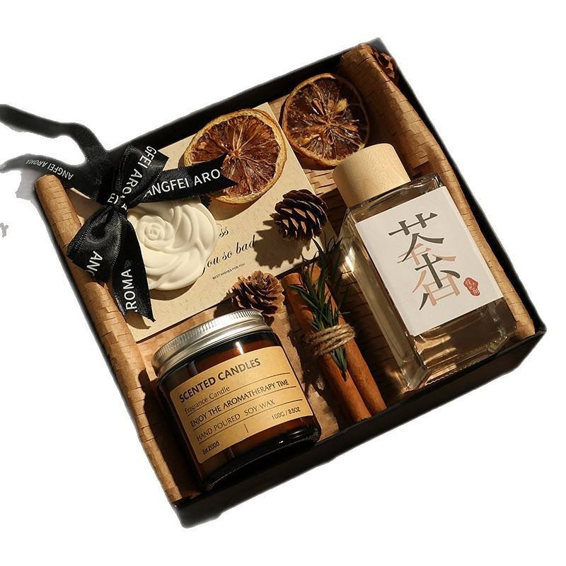 Luxury Custom Private Label Christmas Home Fragrance Scented Candles and Reed Diffuser Gift Set