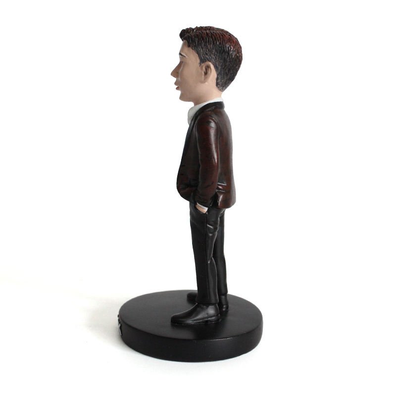 Custom Make 3D Polyresin Souvenir Figurine Collection Resin Crafts People Sculpture