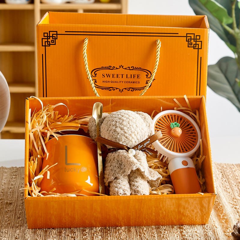 New Innovations 2025 Practical Delicate Birthday Souvenirs Mug with Fan Customised Gift Set for Guests Festival Mug Gift Set