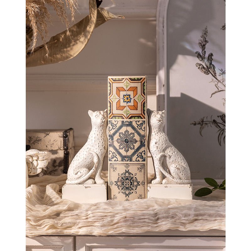 Creative Retro Statues Ornaments Resin Decoration Crafts Sculpture Modern Art Desk Accessories