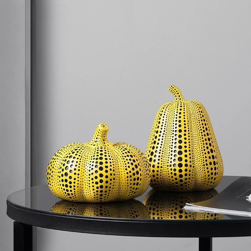 Customized Design Quality-Assured Modern Home Decoration Polyresin Statues & Figurines Resin Crafts