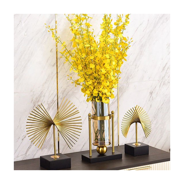 American Style Creative Metal Ornaments Imply Aspiring People for Workplace Gifts and Office Desktop Decoration