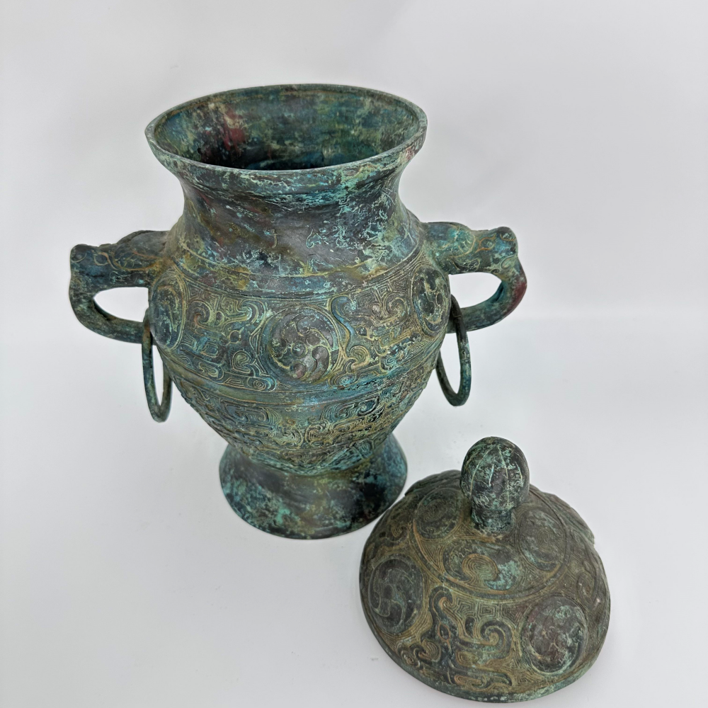 Highly Valued Antique Chinese Bronze Pot Panchi Pattern Metal Craft with Exceptional Historical and Cultural Artistic Values