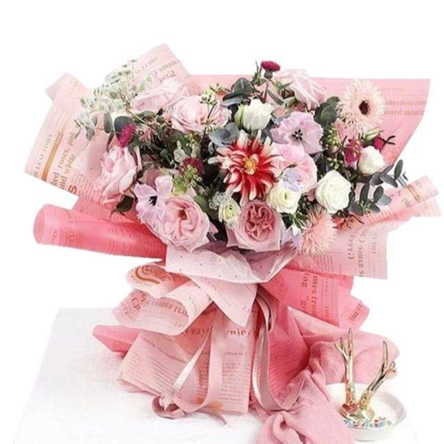 Floral Fashion Weekly Rose English Newspaper DIY Gift Packaging Florist Supplies for Bouquet Wrapping