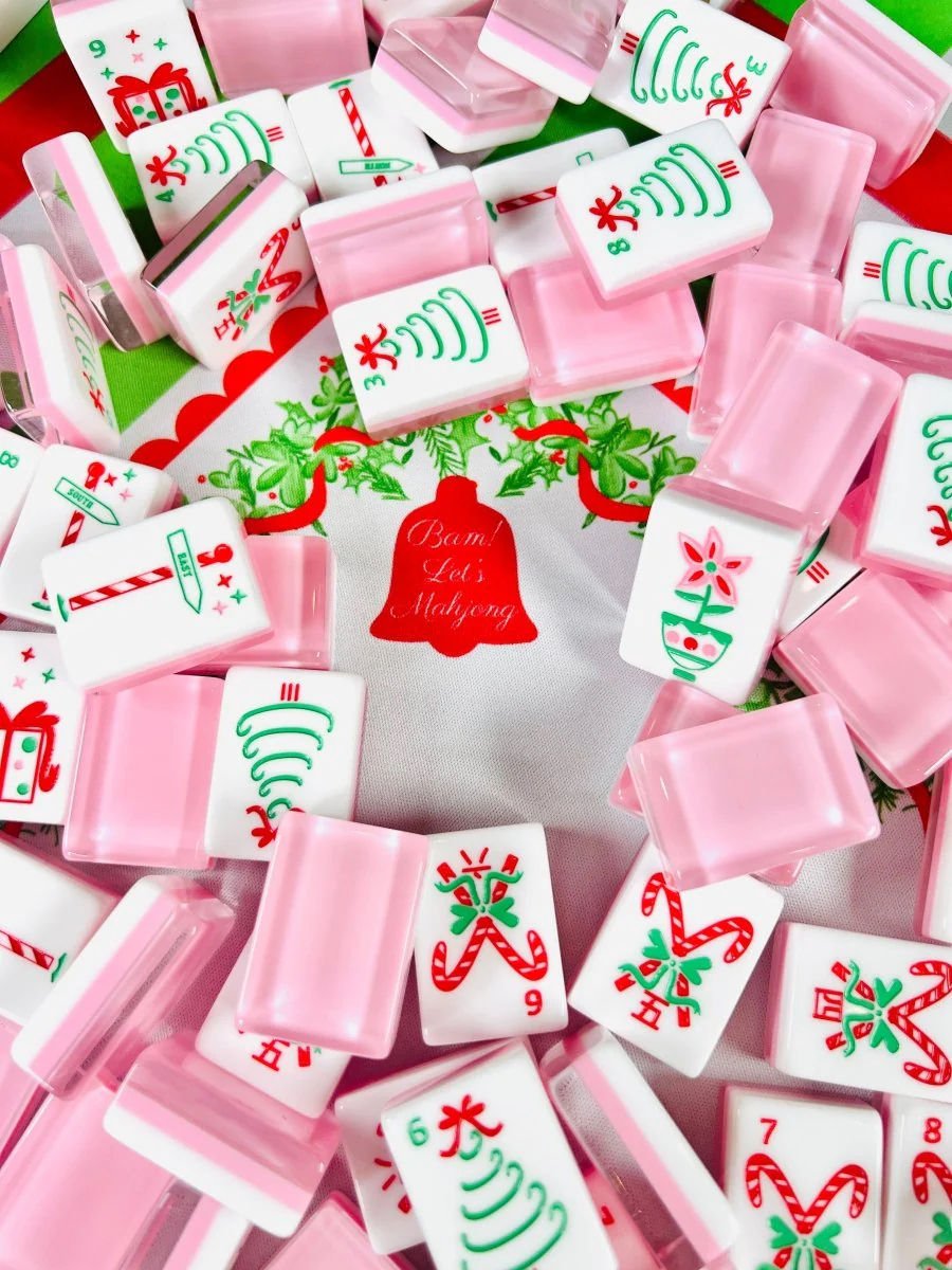 Custom Christmas Themed American Mahjong Set 160 Engraved Tiles Holiday Edition Festive Design Luxury Boutique Game Gift