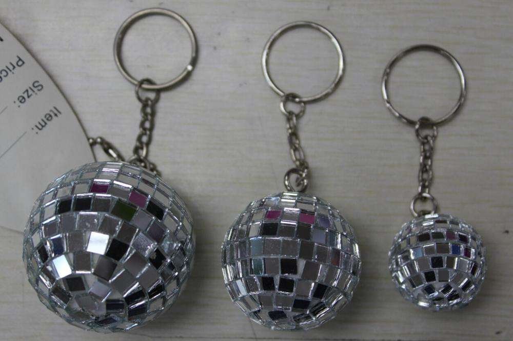 Best Factory Price Produced Polyfoam+Glass 3cm Handmade Customizable Disco Ball Keychain for Party & Festival Decorations