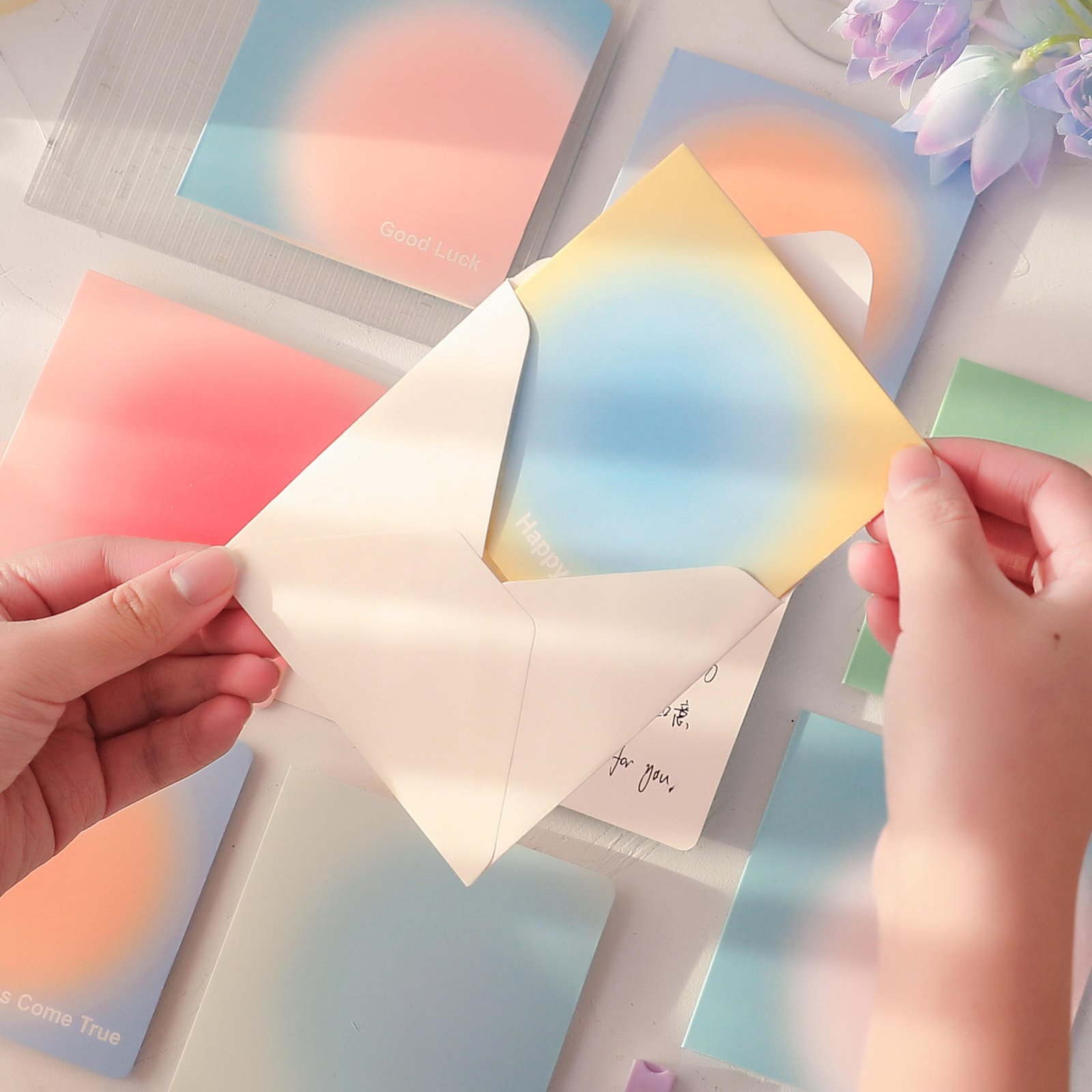 Custom Design Color Velvet Art Paper Hot Stamped Elegant Wedding Invitations