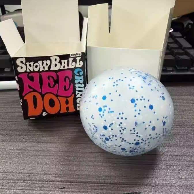 New Product Nee Doh Snow Ball Crunch Pinch Music Sensory Squeezing Toy Cute Eco-Friendly Welcome Gifts Promotional Gift