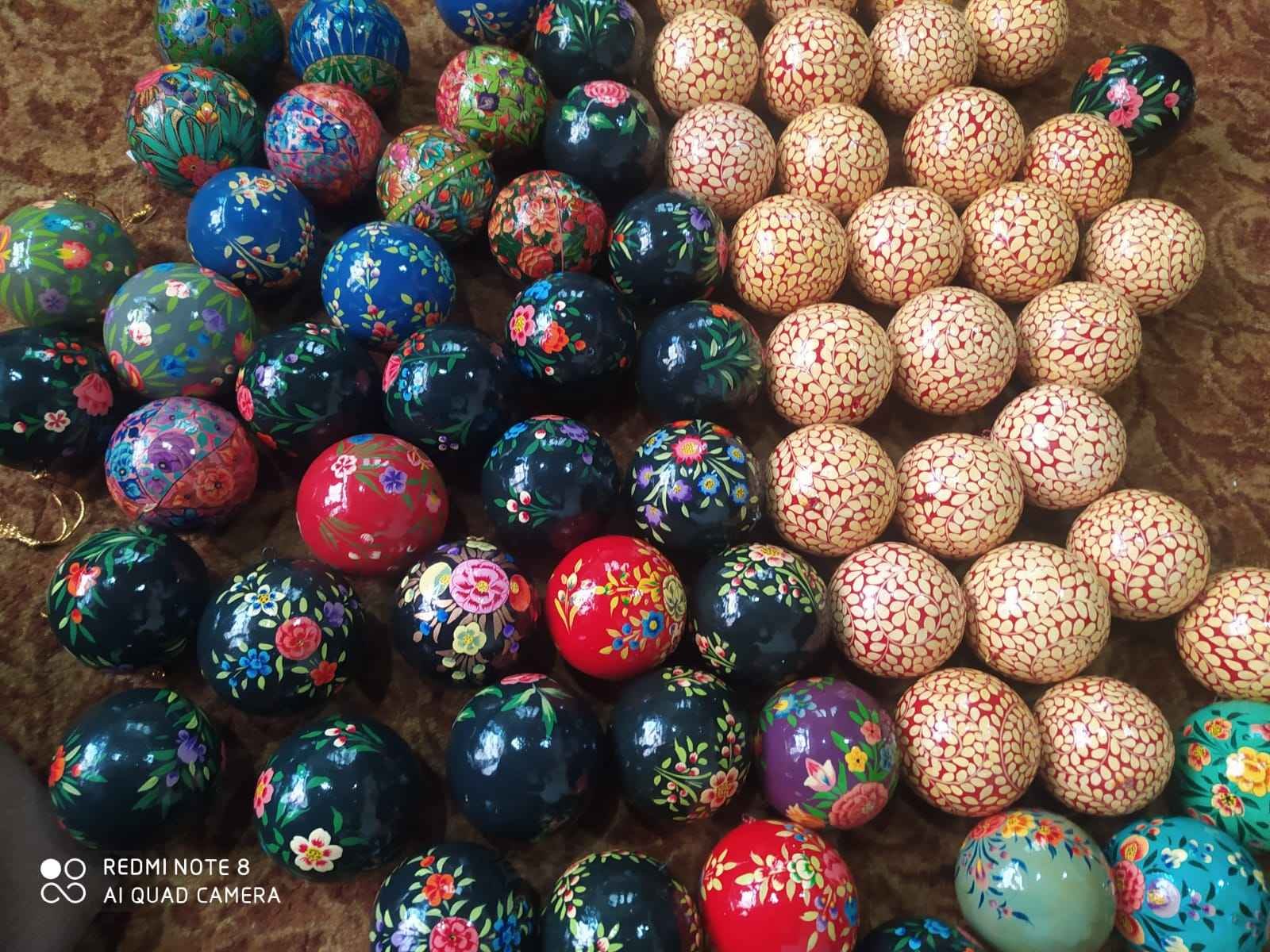 Paper Mache Ornaments Christmas Decoration Hanging Ball Hand Painted Customize Designer Party Decoration Craft Paper Ball