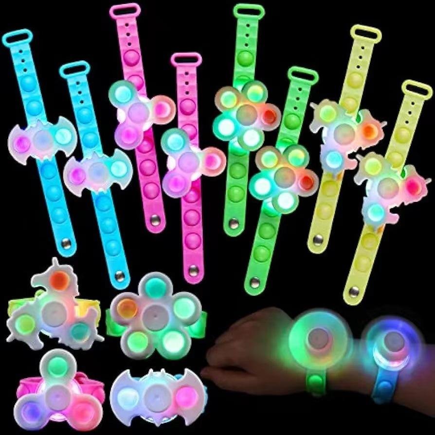 2023 Popular Kids Led Spinner Toy Light up Ring Toy Children Party Gift Flashing Led Luminous Ring Children Promotion Gift