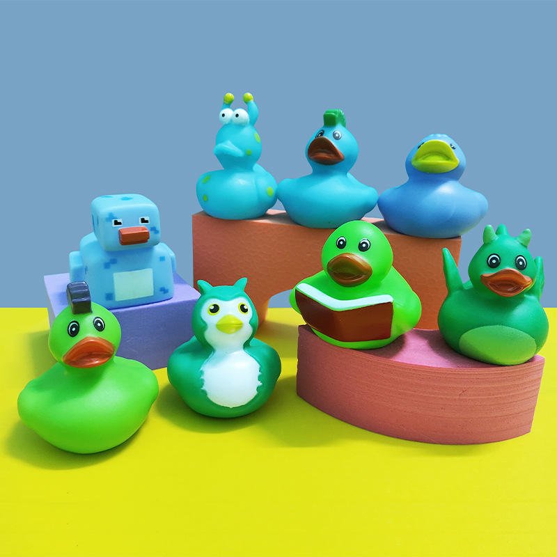 Custom Rubber Mini Duck With Logo and Shape Wholesale Kid Bath Floating Toy Sound Duck Promotional Gift